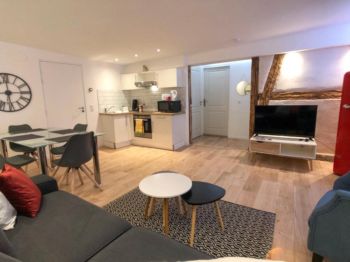 Beauty & The Beast - Old Town Cosy Apartments Colmar Eksteriør billede