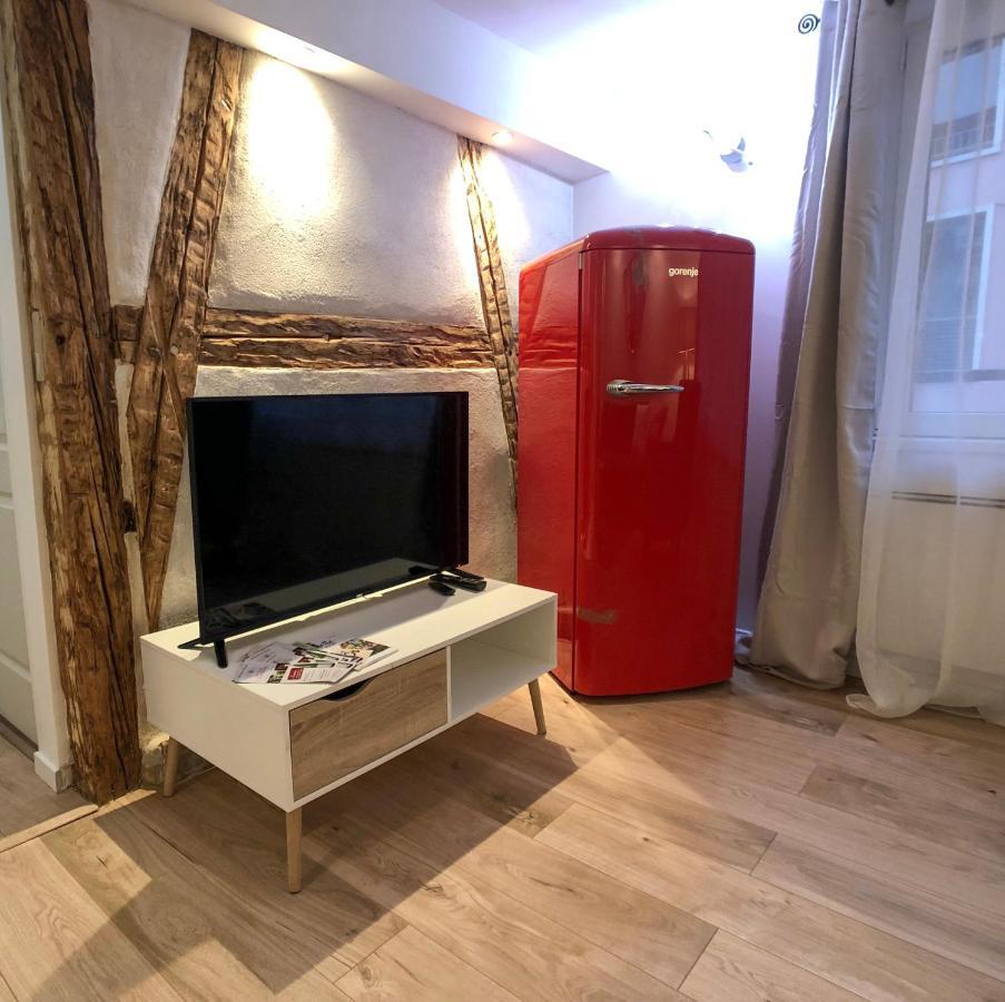Beauty & The Beast - Old Town Cosy Apartments Colmar Eksteriør billede
